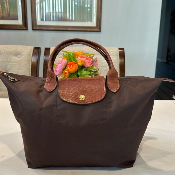 Longchamp Handbags - Authentic Longchamp tote bag